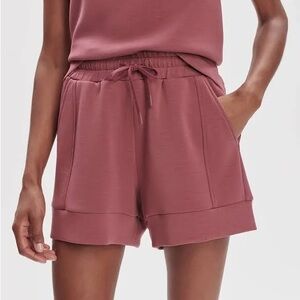 Varley atrium shorts XS